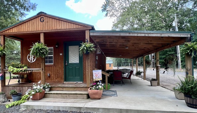 Cozy Cabin