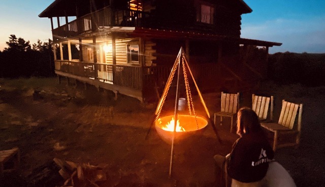 Cozy Cabin with Gorgeous Views - Sleeps 9 - on 35 Acres near Aguilar!