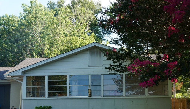 Cozy Cabin with memorable lakeview. Special Rates for Weekly or Monthly Rates!