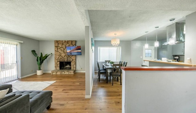 Cozy, Calm, Cool 3Bd fenced yard