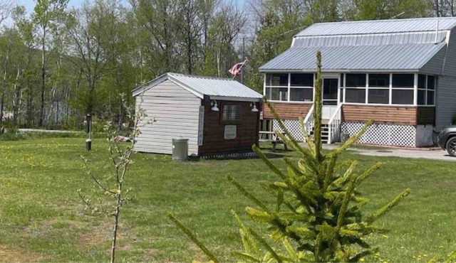 Cozy Camp by the Lake with direct ATV access