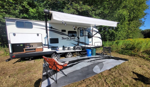 Cozy Campsite Near Stoney Acres Farm in Small Town Athens, WI