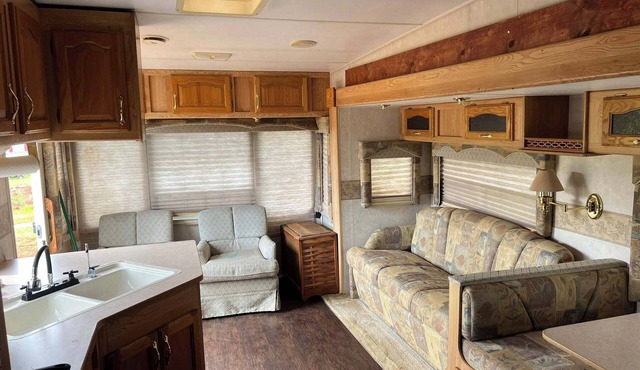 Cozy Caravan in lovely Troy Alabama with AC