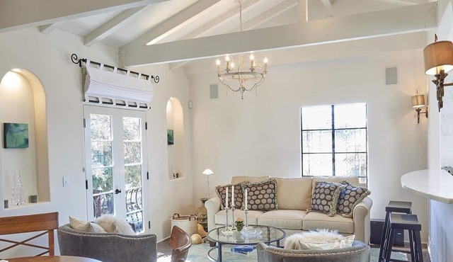 Cozy Carmel Splendor