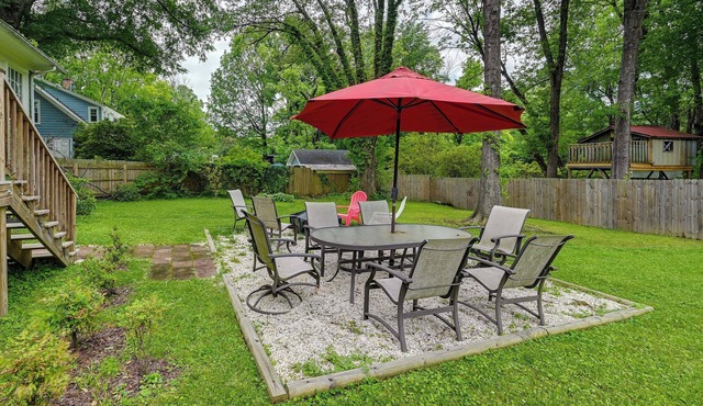 Cozy ‘Casa Verde’ Getaway - 1 Mi to UNCG Campus