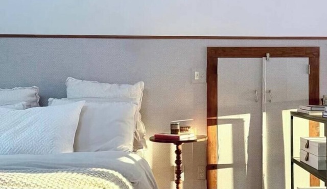 Cozy Catskills Cabin Retreat - 5 private scenic acres in The Hudson Valley
