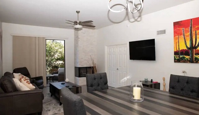 Cozy Cave Creek/Carefree Condo