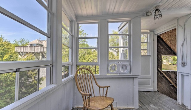 Cozy Central Winooski Getaway < 1 Mi to River Walk