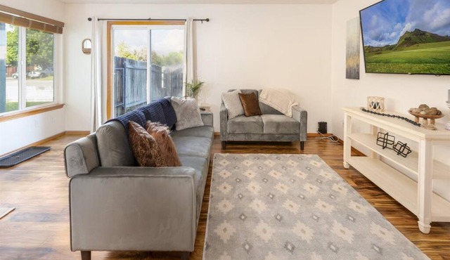 Cozy & Centrally Located Downtown Boise Townhome