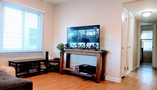 Cozy Centrally Located Home!