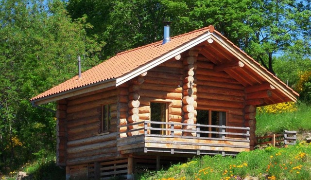 Cozy chalet, wild nature, PC internet, great for hiking