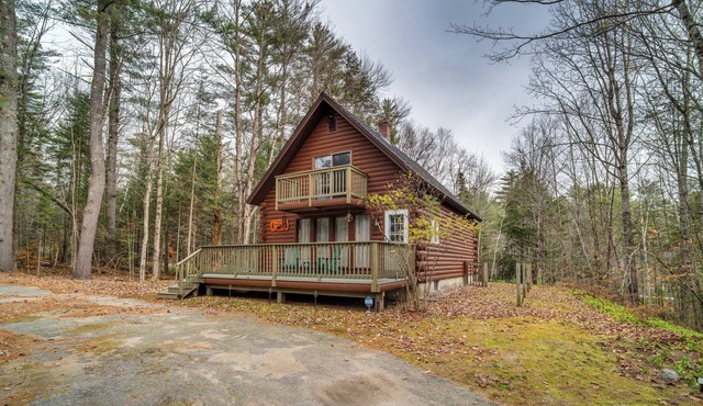Cozy Chalet 12 minutes to Waterville Valley! Welcome!