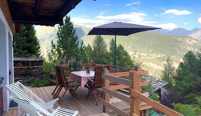Cozy chalet at 1700m with a fantastic view