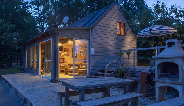 Cozy chalet in Biron with shared pool