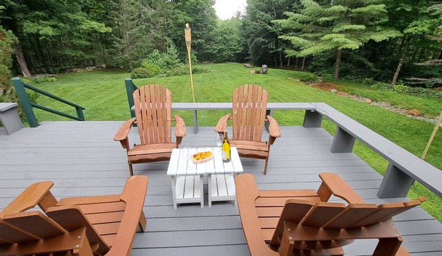 Cozy chalet minutes from Okemo Mtn & VAST