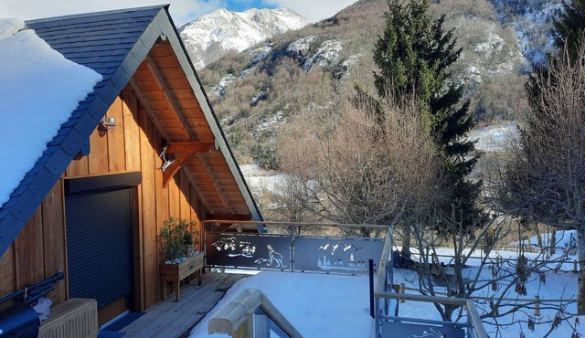 Cozy chalet with magical mountain views – perfect for families or friends