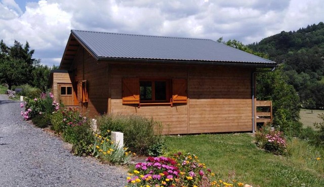Cozy chalet with wifi, parking and pets allowed