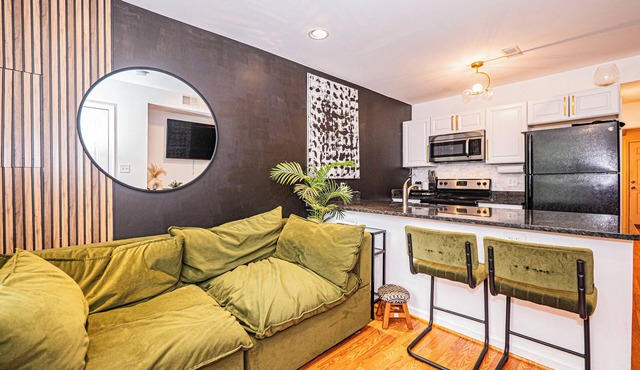 Cozy & Charming 1BR Apartment Near Capitol Hill DC