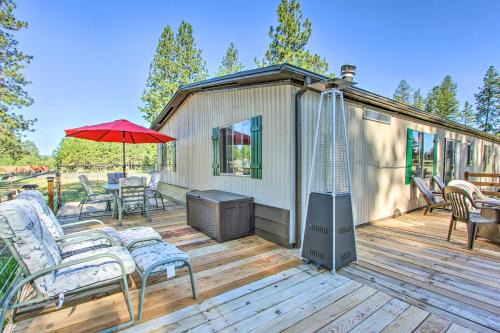 Cozy Chiloquin Retreat < 30 Mi to Crater Lake!