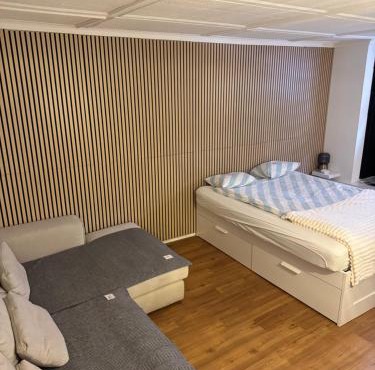 Cozy City Center, 4 Bedroom, New Kitchen, 120sq, 5min walk to Main Station