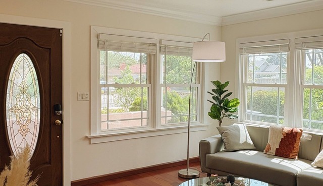 Cozy & Clean 2-bedroom house in marvelous Pasadena with HVAC