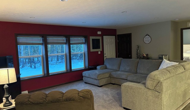 Cozy clean 3-bedroom 2 bath house in Kelliher
