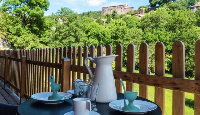 Cozy Countryside Escape in Auvergne