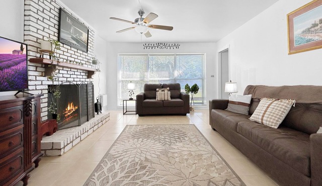 Cozy Coastal Charm On Davis Island/Tampa Florida