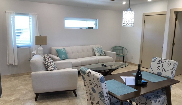 Cozy coastal cottage in Goodland