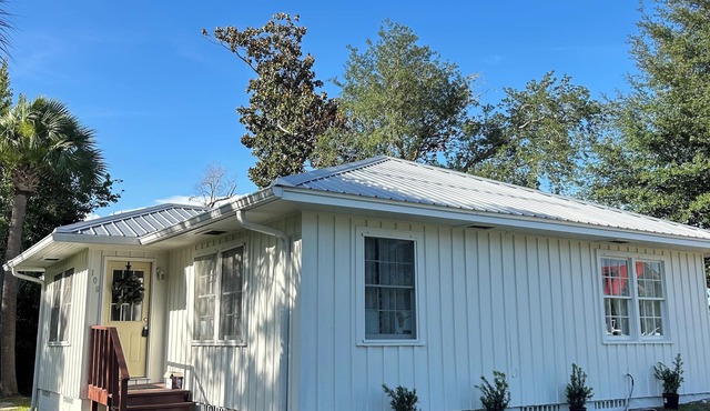 Cozy Coastal Cottage