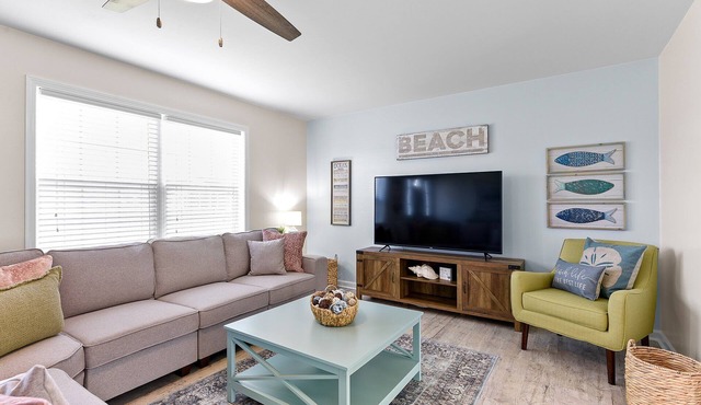 Cozy Coastal Escape - Winter Bliss- Discounted rates during winter!