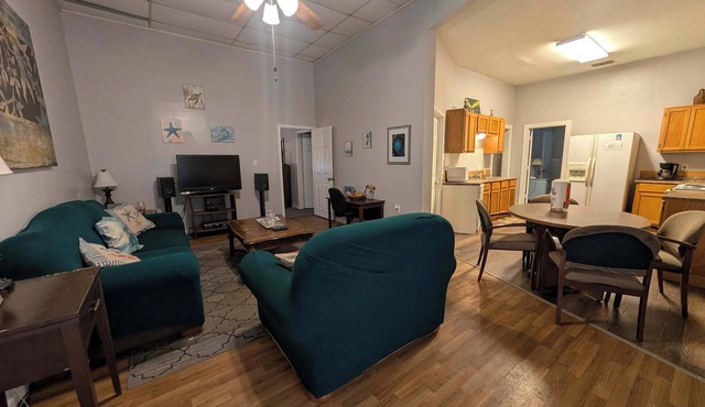 Cozy Coastal Retreat Apt Ingleside!