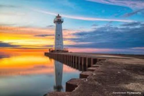 Cozy Coastal Retreat N Lake Ontario Sleeps 8