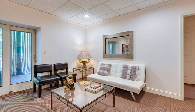 Cozy Cockeysville Retreat w/Furnished Deck!