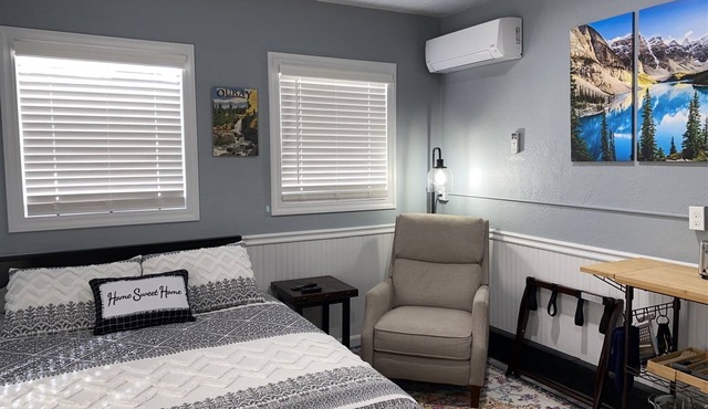 Cozy Colorado Cottage - Alamosa