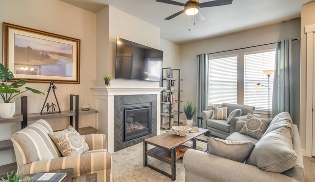 Cozy Colorado Home w/Putting Green Near Loveland!