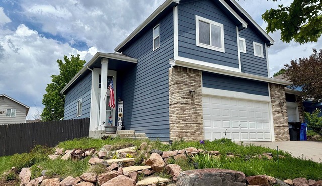 Cozy Colorado Springs Oasis - A Peaceful Retreat