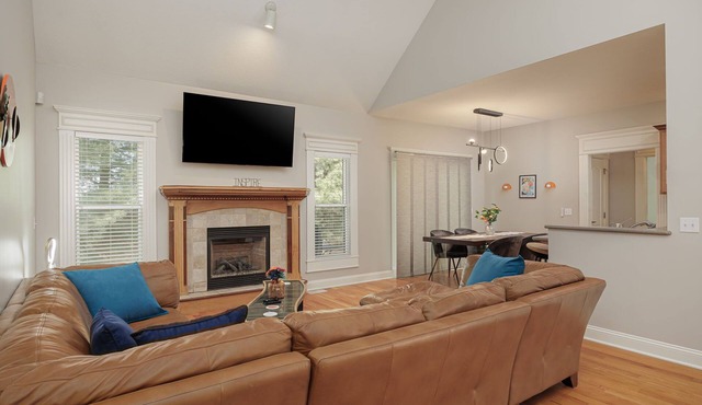 Cozy Colors Hideaway