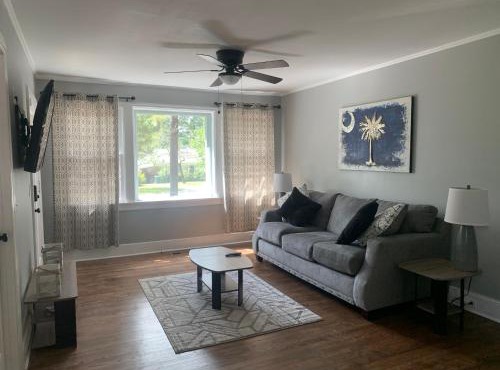 Cozy Columbia Retreat