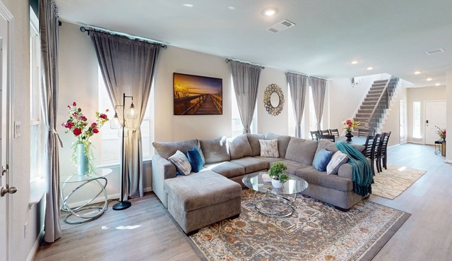 Cozy Comfort House 15'River Walk 10"Randolph AFB, Near Fort Sam ,I-10