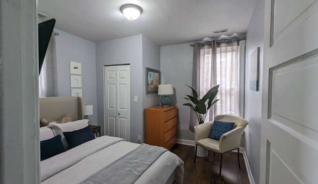 Cozy, Comfortable and Convenient apartment. Close to everything!