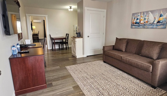 Cozy, Comfortable Hotel Suite with a Kitchen