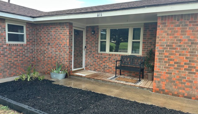 Cozy, comfortable home in a quiet neighborhood!