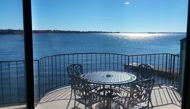 Cozy Comfy Condo #252, 2 Bdrm., Incredible View, a Fisherman's Paradise