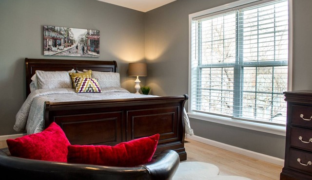 Cozy Condo by Fairfield U/SHU Patio Washer/Dryer