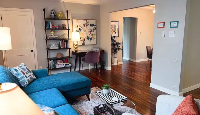 Cozy Condo in Prime Location!