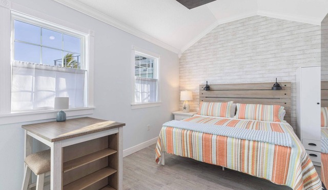 Cozy Condo in Sebastian!