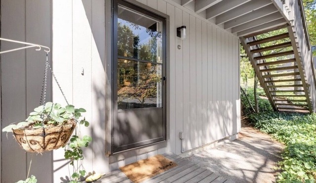 Cozy Condo in the Woods!