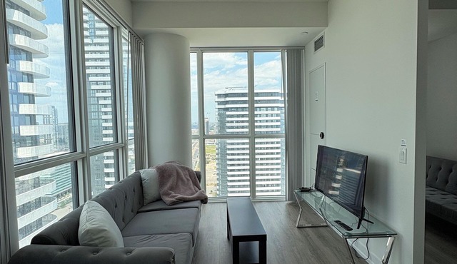 Cozy Condo in Vaughan
