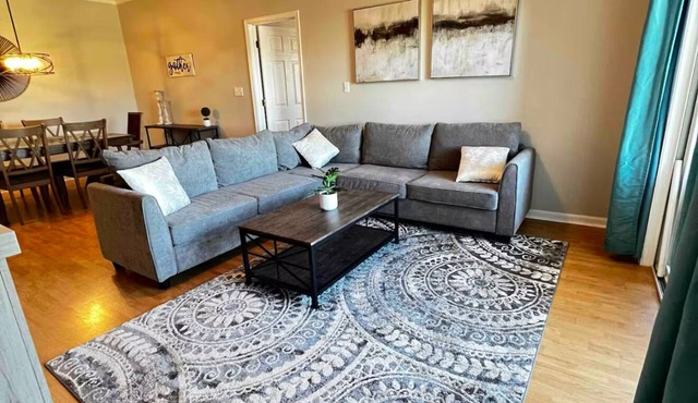 Cozy condo in Villages of Five Points, Lewes